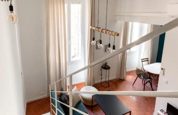 Appartement Authentique Situe En Plein Centre D'Antibes Ngoại thất bức ảnh
