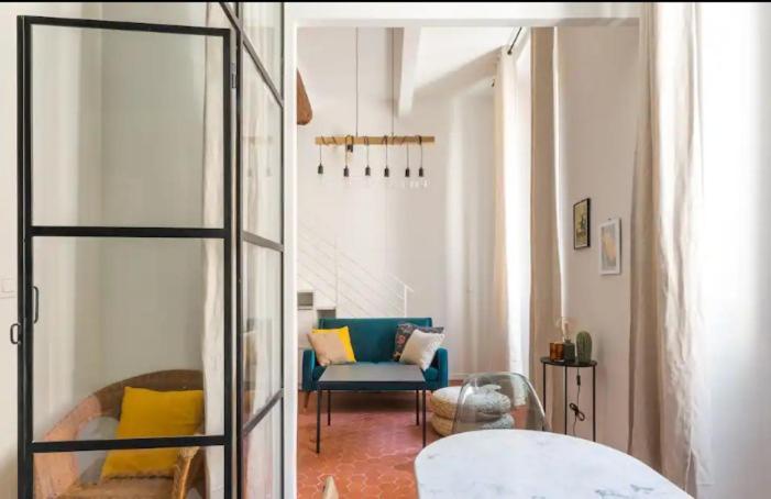 Appartement Authentique Situe En Plein Centre D'Antibes Ngoại thất bức ảnh