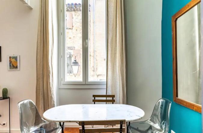 Appartement Authentique Situe En Plein Centre D'Antibes Ngoại thất bức ảnh