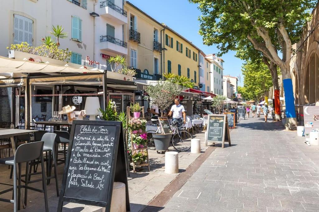Appartement Authentique Situe En Plein Centre D'Antibes Ngoại thất bức ảnh
